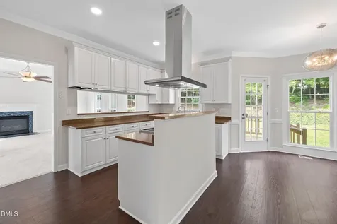 3528 Dewing Drive Raleigh NC 27616