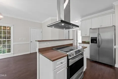 3528 Dewing Drive Raleigh NC 27616