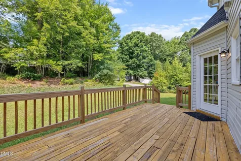 3528 Dewing Drive Raleigh NC 27616