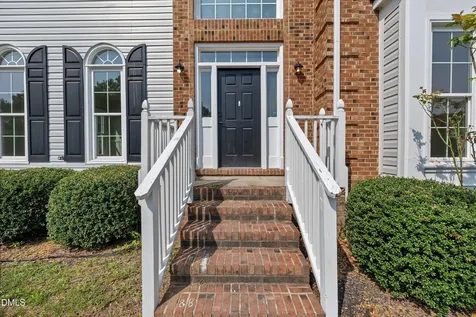 3528 Dewing Drive Raleigh NC 27616