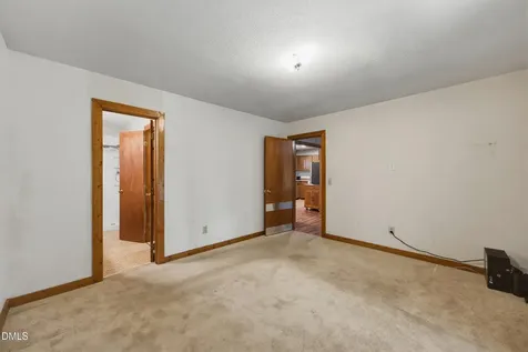 956 Holden Road Youngsville NC 27596