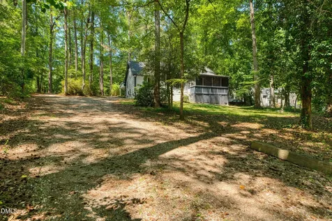 956 Holden Road Youngsville NC 27596
