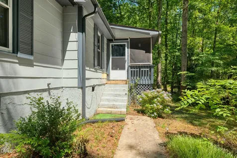 956 Holden Road Youngsville NC 27596