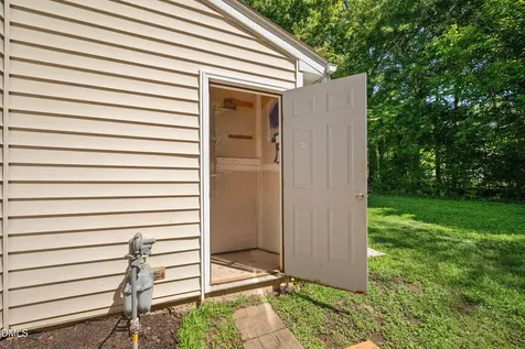 3645 Bison Hill Lane Raleigh NC 27604