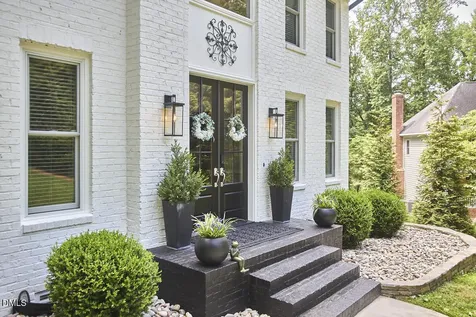 5513 Point Lake Court Holly Springs NC 27540