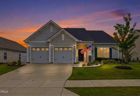 40 Waterclover Path Youngsville NC 27596