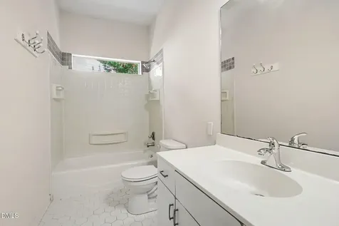 107 Bay Colony Court Chapel Hill NC 27517