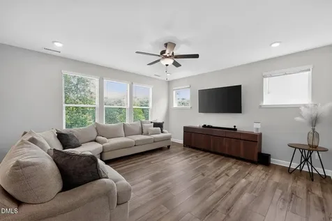 431 Forestview Crest Way Fuquay Varina NC 27526