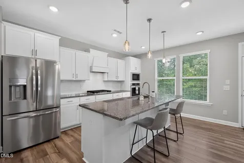 431 Forestview Crest Way Fuquay Varina NC 27526