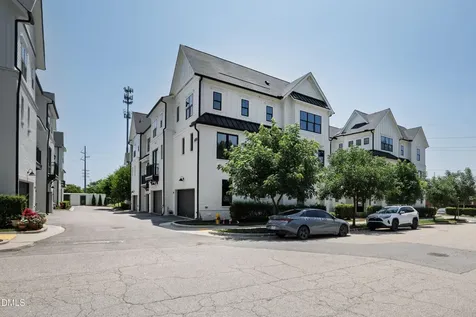 1501 Draper Vw Lp Raleigh NC 27608