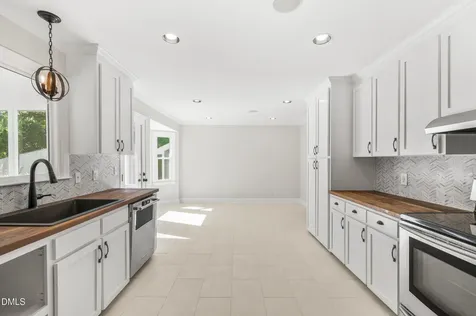 10605 Gardenia Court Raleigh NC 27603