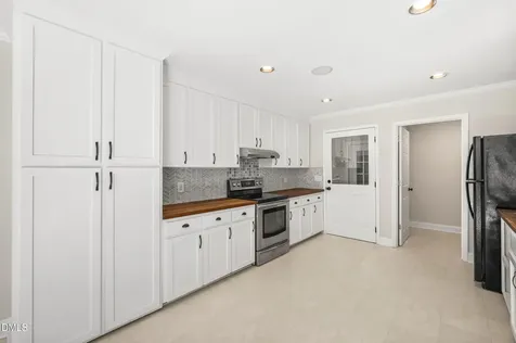 10605 Gardenia Court Raleigh NC 27603