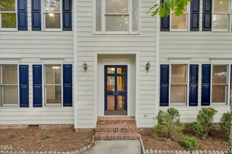 912 Stable Ridge Drive Holly Springs NC 27540