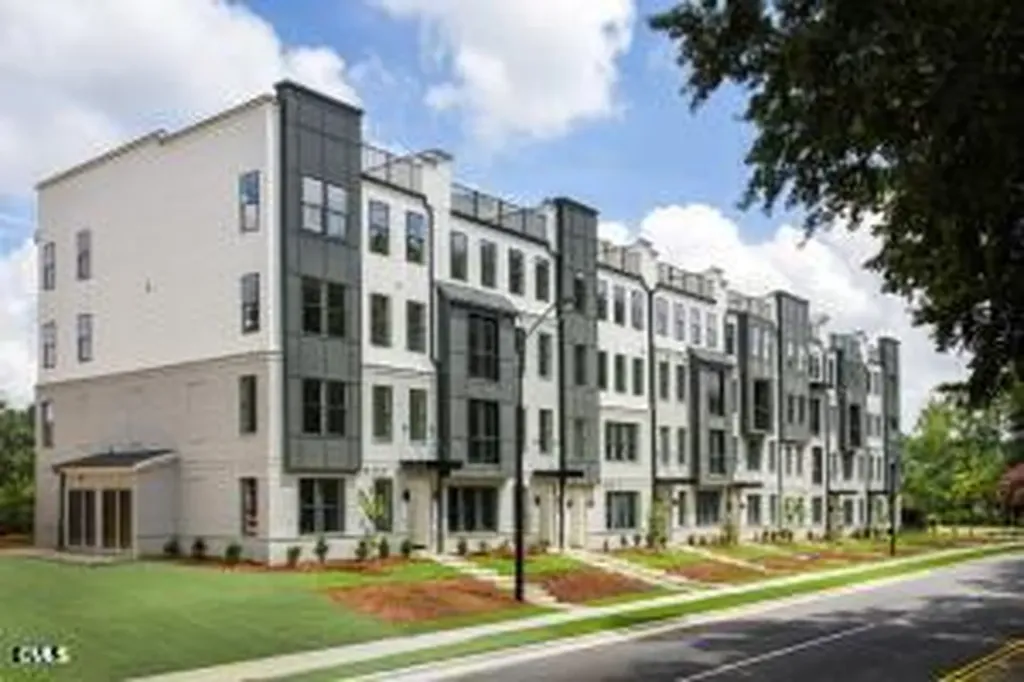 110 Byrum Street Cary NC 27511