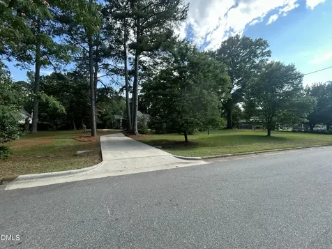 130 Harris Street Wendell NC 27591