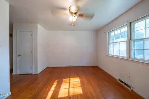 3832 Hermine Street Durham NC 27705