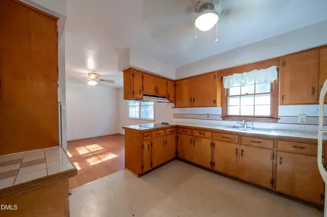 3832 Hermine Street Durham NC 27705
