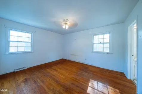 3832 Hermine Street Durham NC 27705