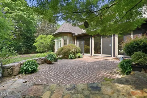 6014 Old Field Drive Chapel Hill NC 27514