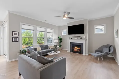 916 Market House Way Cary NC 27518