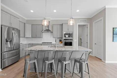 916 Market House Way Cary NC 27518