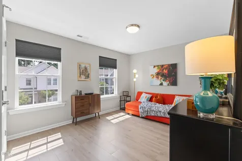 916 Market House Way Cary NC 27518