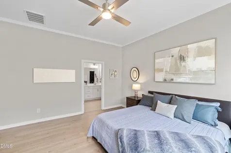 916 Market House Way Cary NC 27518