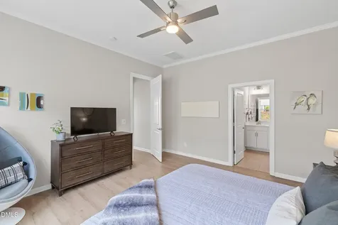916 Market House Way Cary NC 27518