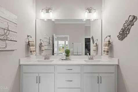 916 Market House Way Cary NC 27518