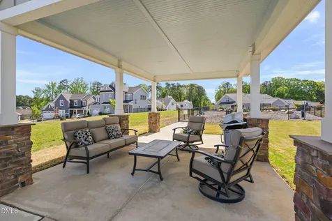 916 Market House Way Cary NC 27518