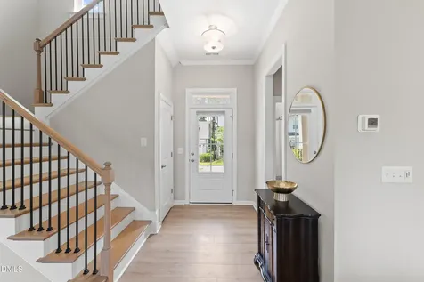 916 Market House Way Cary NC 27518