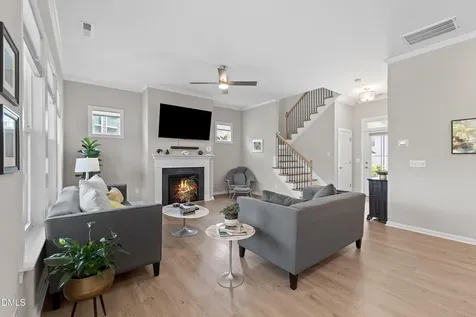 916 Market House Way Cary NC 27518