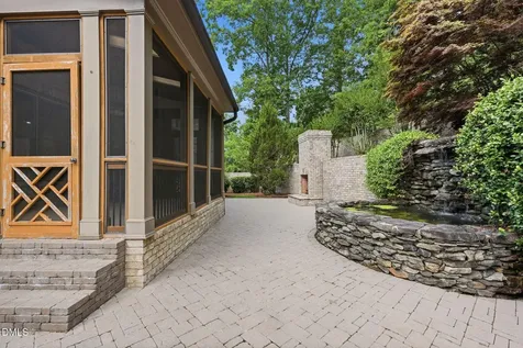 57 Bridgewater Court Chapel Hill NC 27517