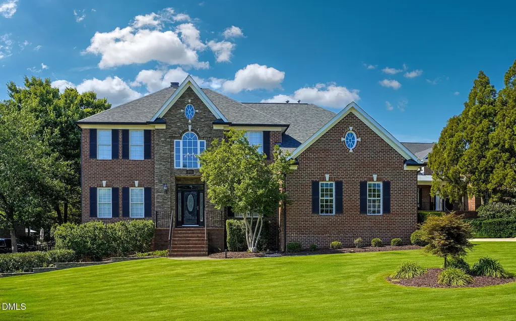 2721 Stratford Hall Drive Raleigh NC 27614