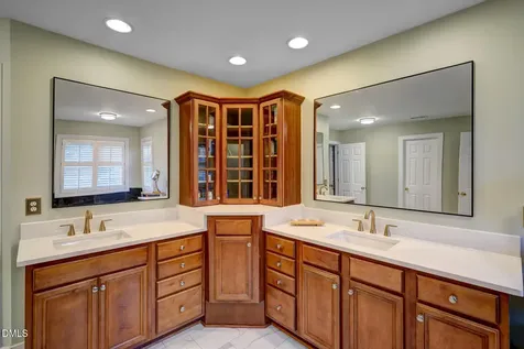 2721 Stratford Hall Drive Raleigh NC 27614