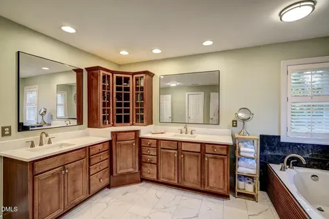 2721 Stratford Hall Drive Raleigh NC 27614