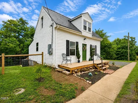 11794 Academy Street Milton NC 27305