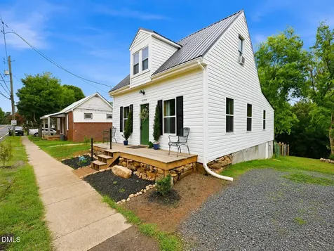 11794 Academy Street Milton NC 27305