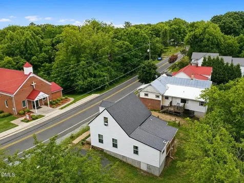 11794 Academy Street Milton NC 27305