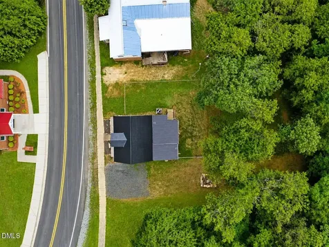 11794 Academy Street Milton NC 27305