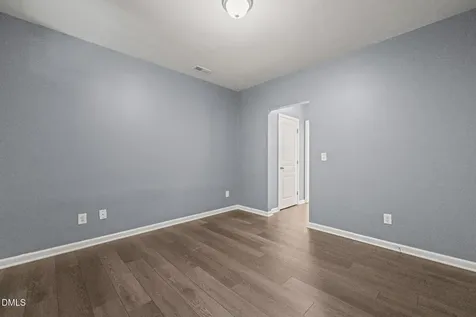 7814 Spungold Street Raleigh NC 27617