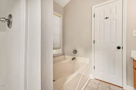 4404 Willow Lake Road Raleigh NC 27616