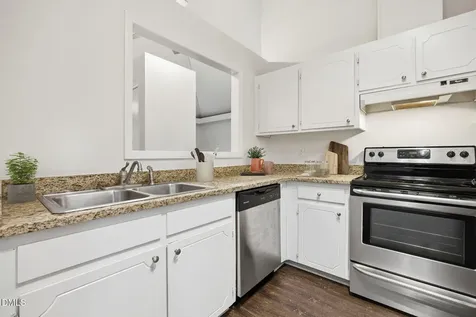 3289 Mill Run Raleigh NC 27612