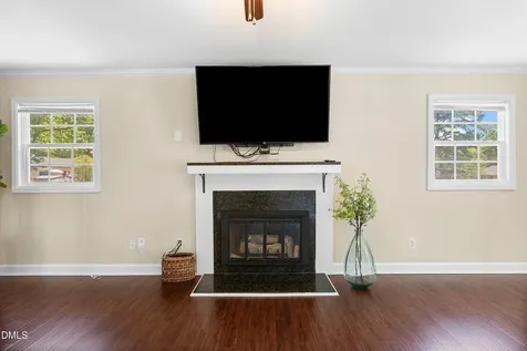 3721 Dusty Lane Raleigh NC 27604
