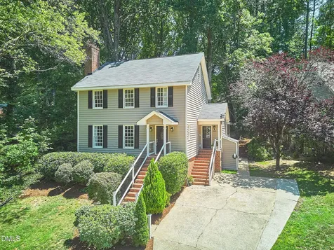 101 Bayoak Drive Cary NC 27513