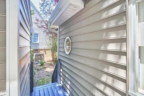 101 Bayoak Drive Cary NC 27513