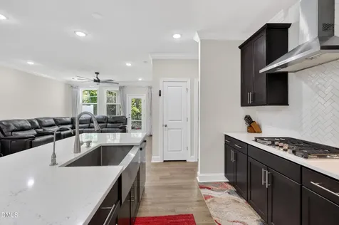 1752 Alpine Summer Lane Apex NC 27502