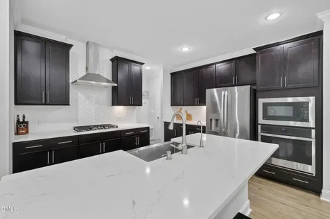 1752 Alpine Summer Lane Apex NC 27502
