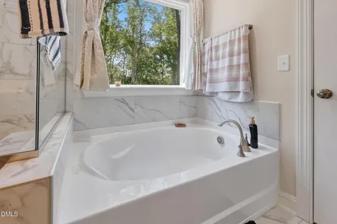 1752 Alpine Summer Lane Apex NC 27502