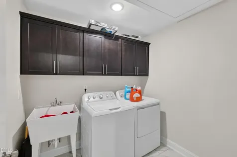 1752 Alpine Summer Lane Apex NC 27502
